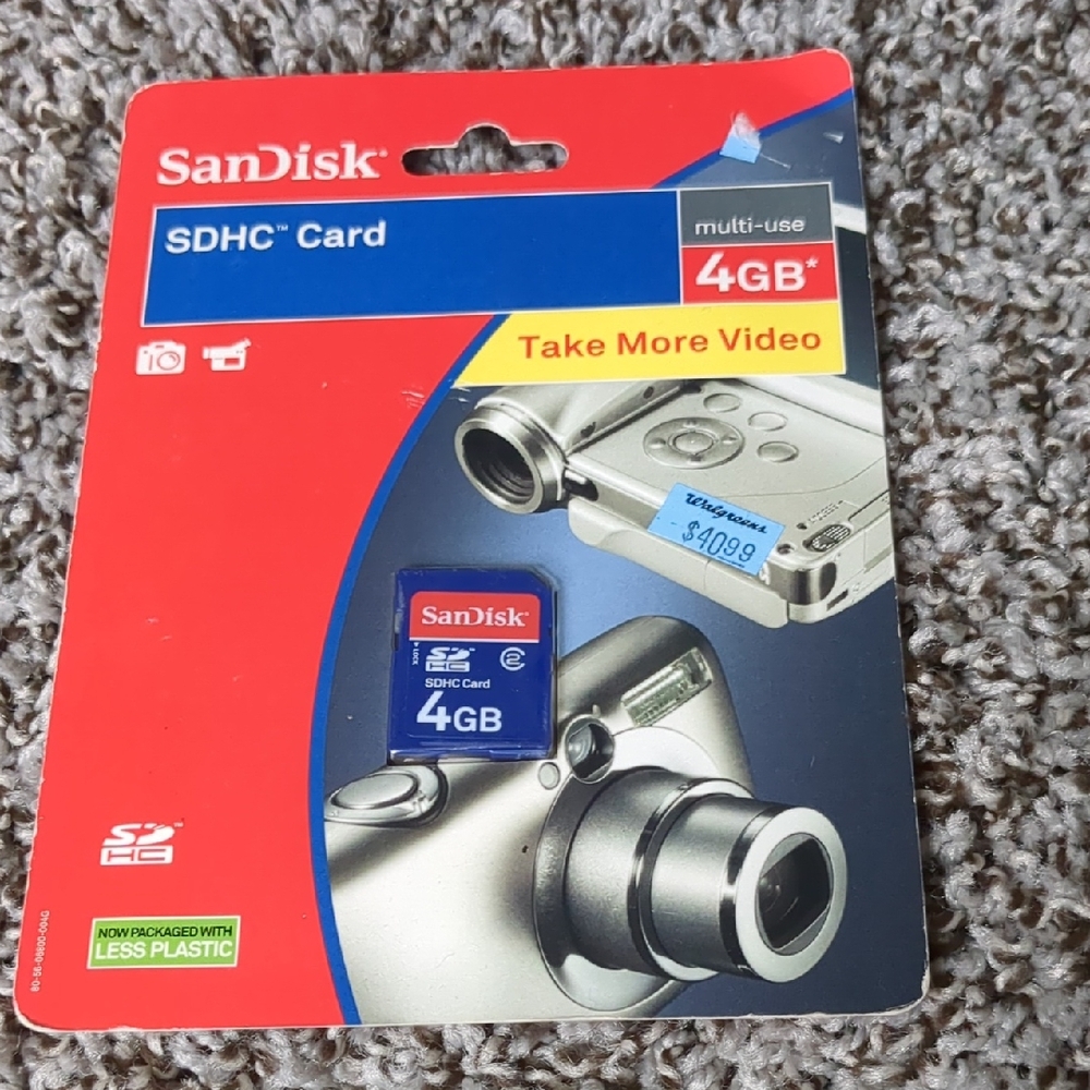 SanDisk 4GB SDHC Card -new